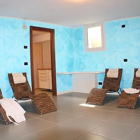 Limoni - Elisa Land-ferienhaus Mit Pool *